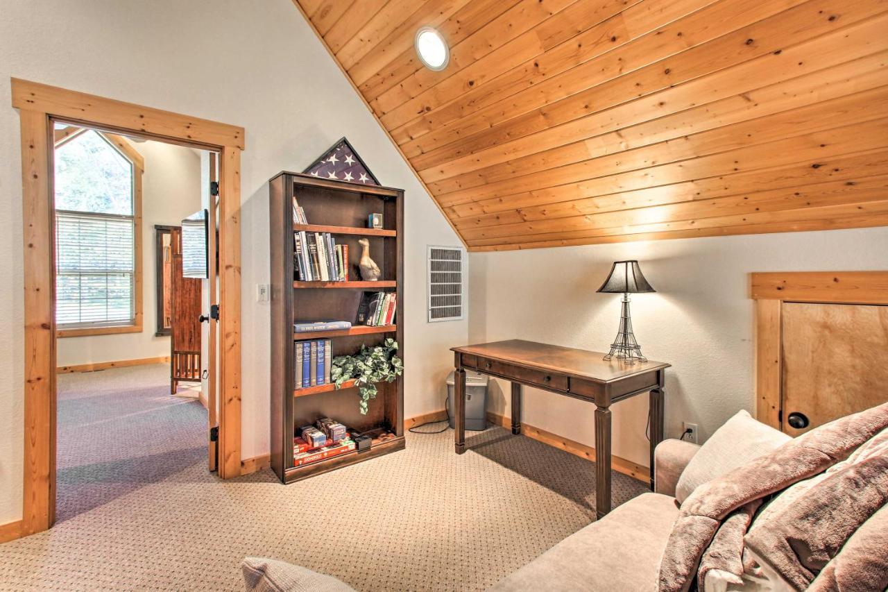 Klamath Falls Cabin Retreat With Deck And Grill! ภายนอก รูปภาพ