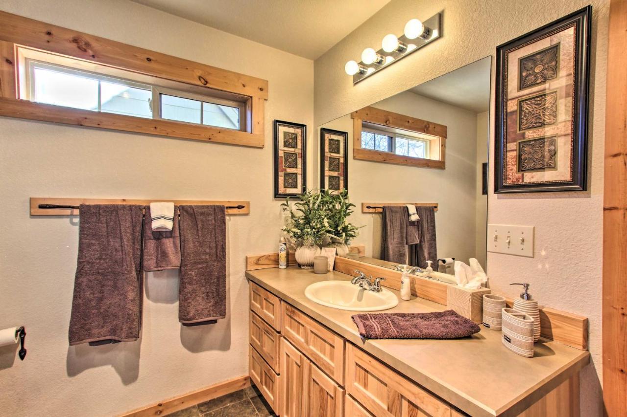 Klamath Falls Cabin Retreat With Deck And Grill! ภายนอก รูปภาพ