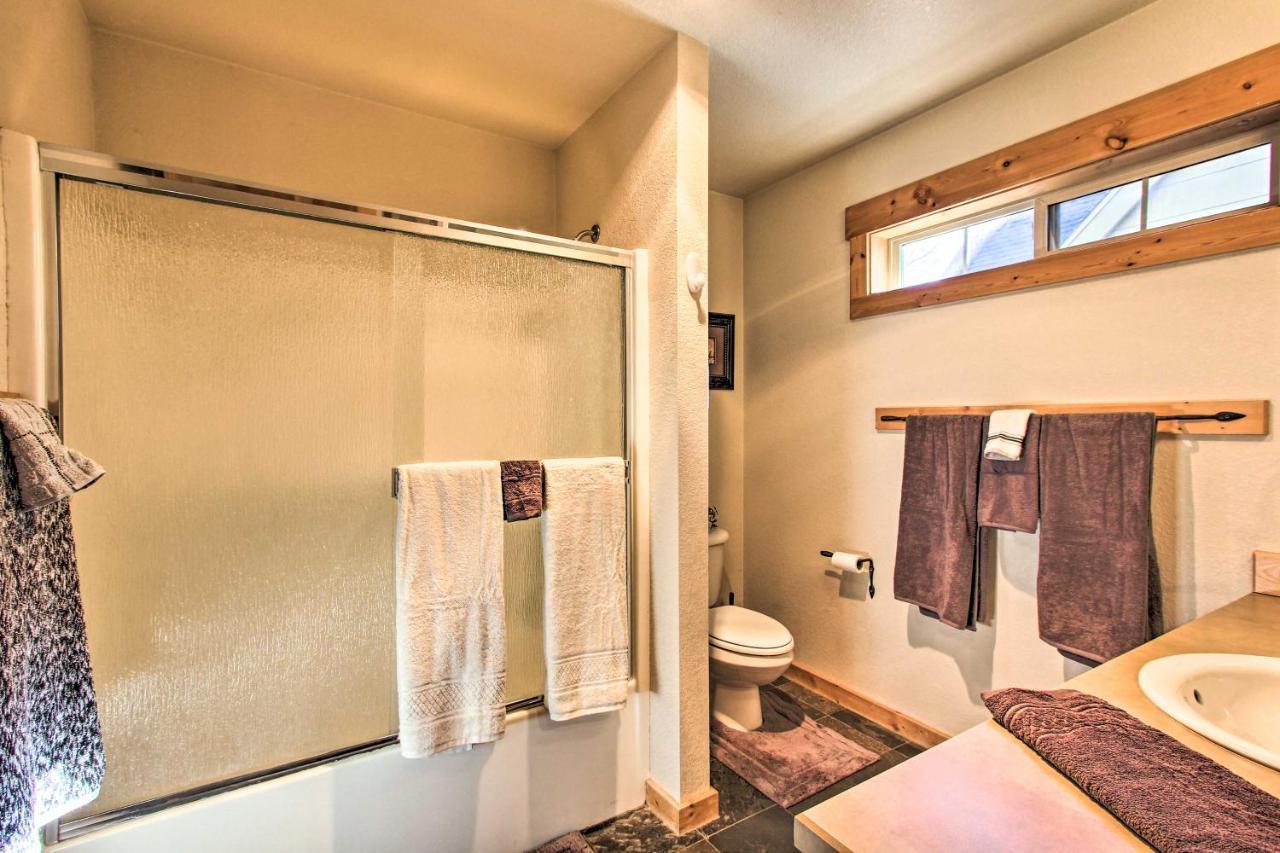 Klamath Falls Cabin Retreat With Deck And Grill! ภายนอก รูปภาพ